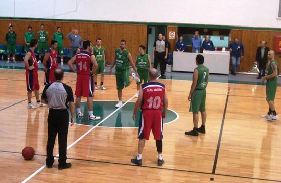 Φάση από τον αγώνα Νεάπολη -Ελπίς 